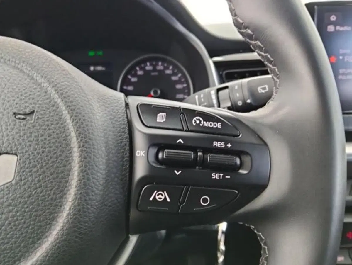 Kia Stonic usata a Como (11)