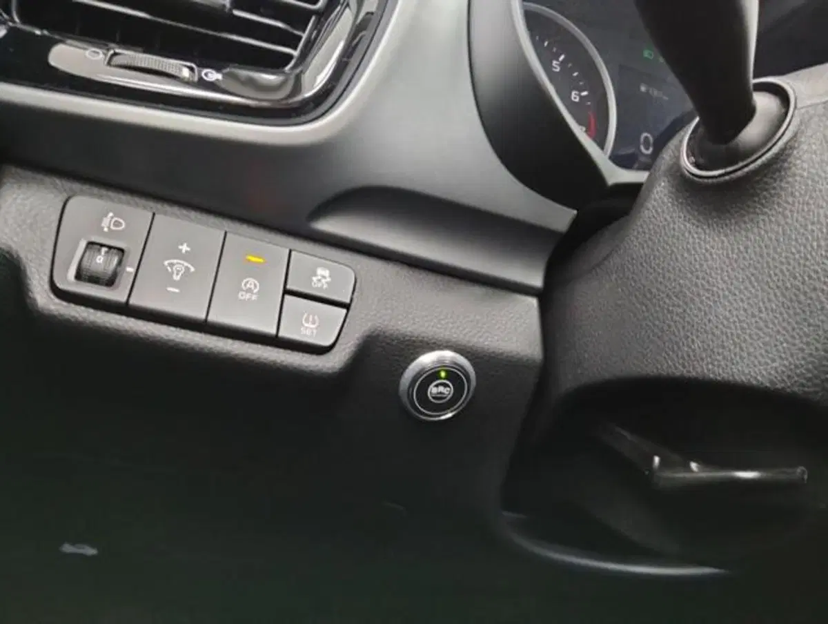 Kia Stonic usata a Como (16)