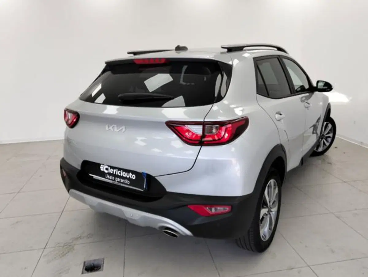 Kia Stonic usata a Como (2)