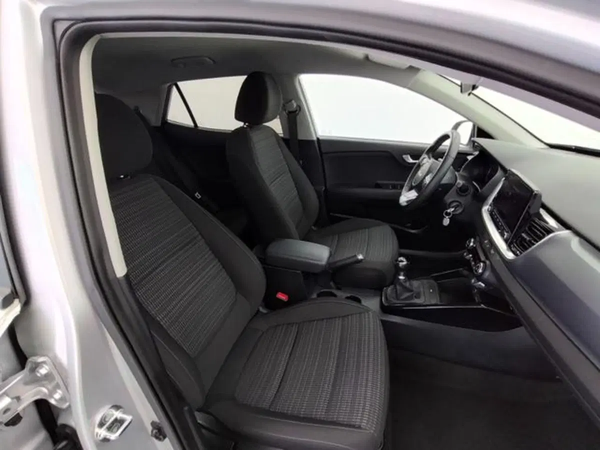Kia Stonic usata a Como (3)