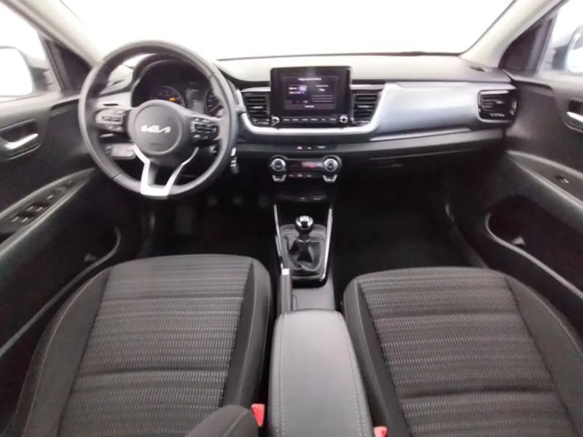Kia Stonic usata a Como (4)