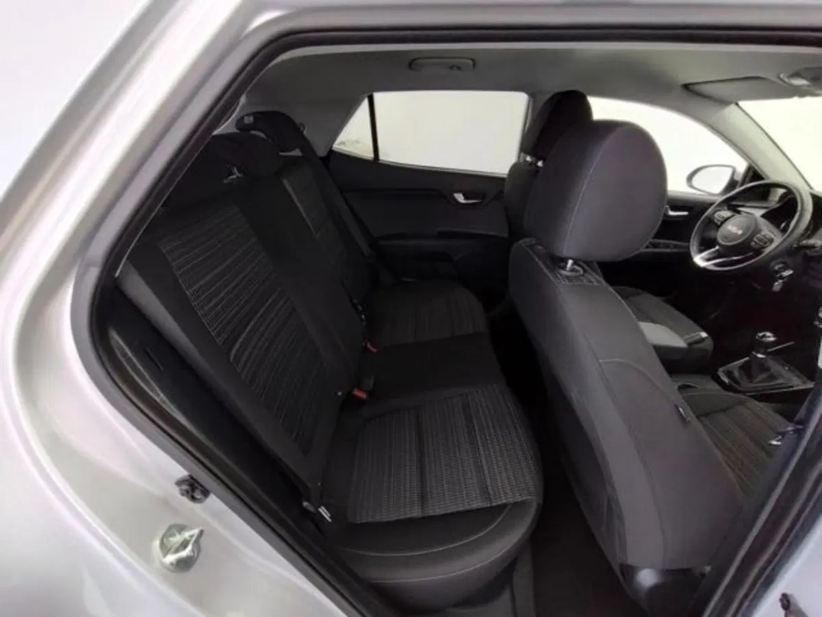 Kia Stonic usata a Como (5)