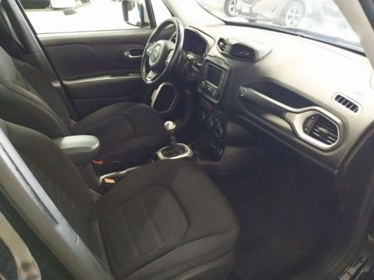 Jeep Renegade usata a Firenze (12)