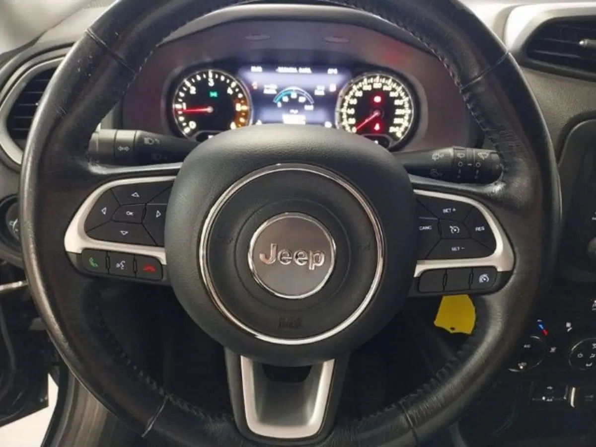 Jeep Renegade usata a Firenze (13)