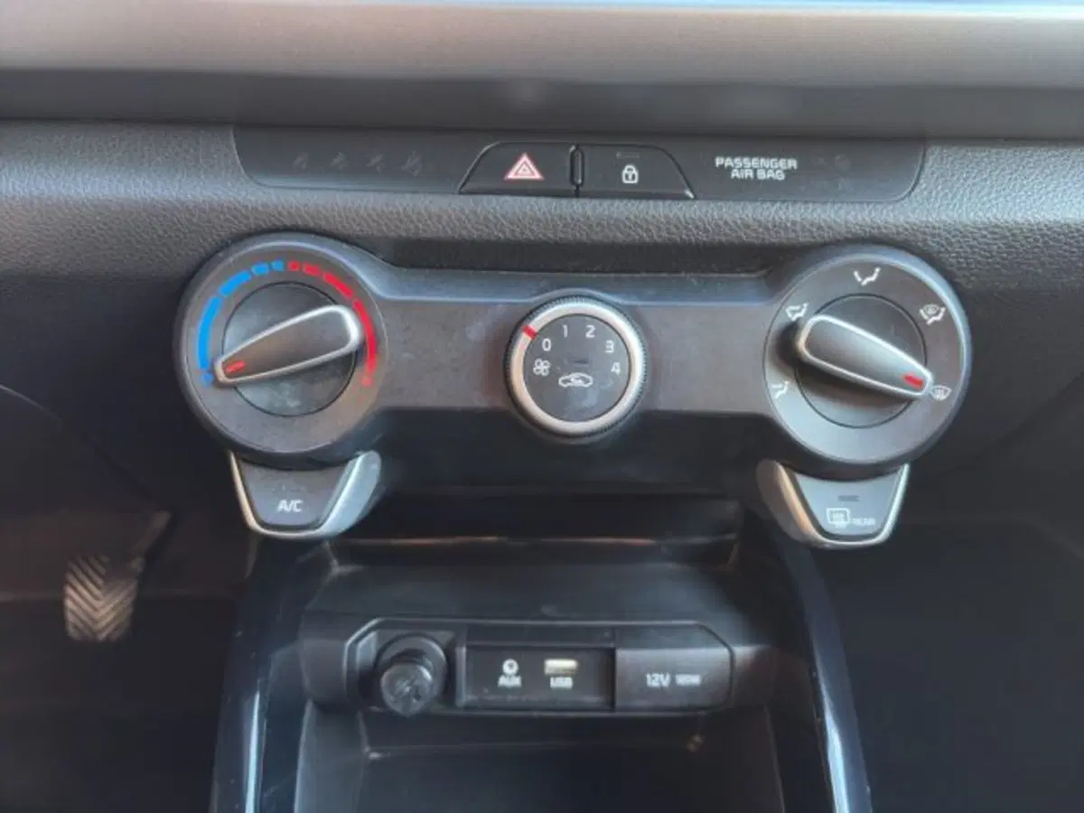 Kia Rio usata a Perugia (17)