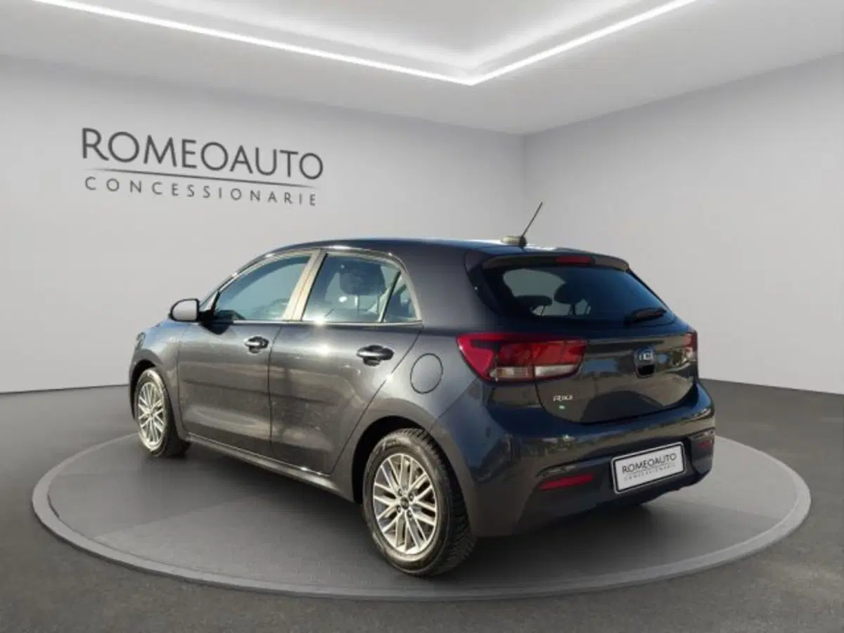 Kia Rio usata a Perugia (4)