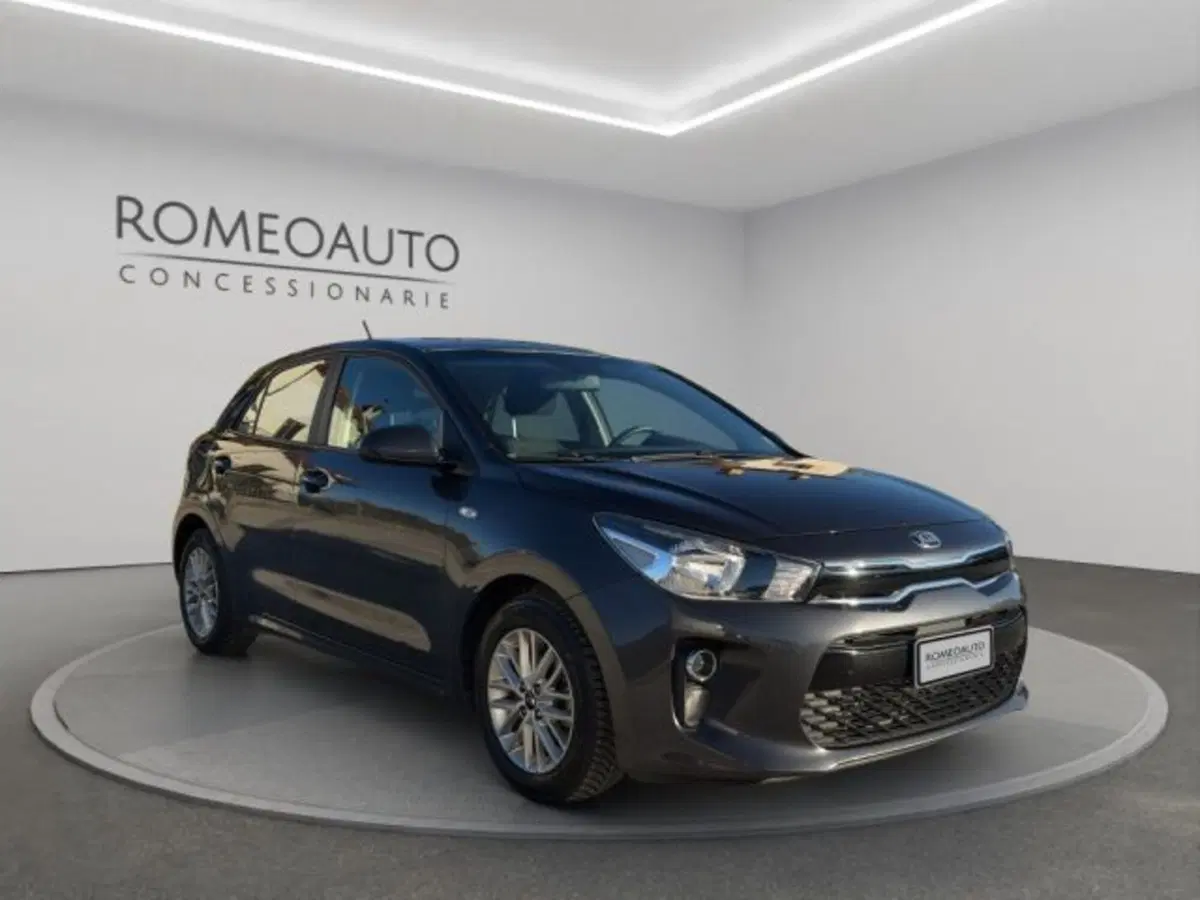 Kia Rio usata a Perugia (8)