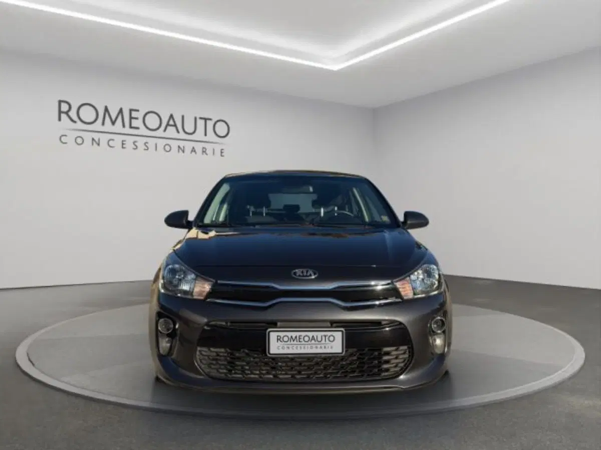 Kia Rio usata a Perugia (9)