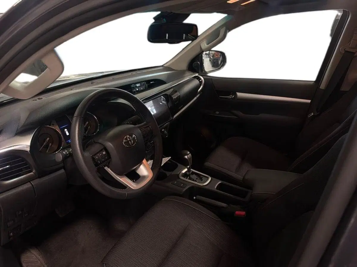 Toyota Hilux usata a Vicenza (7)
