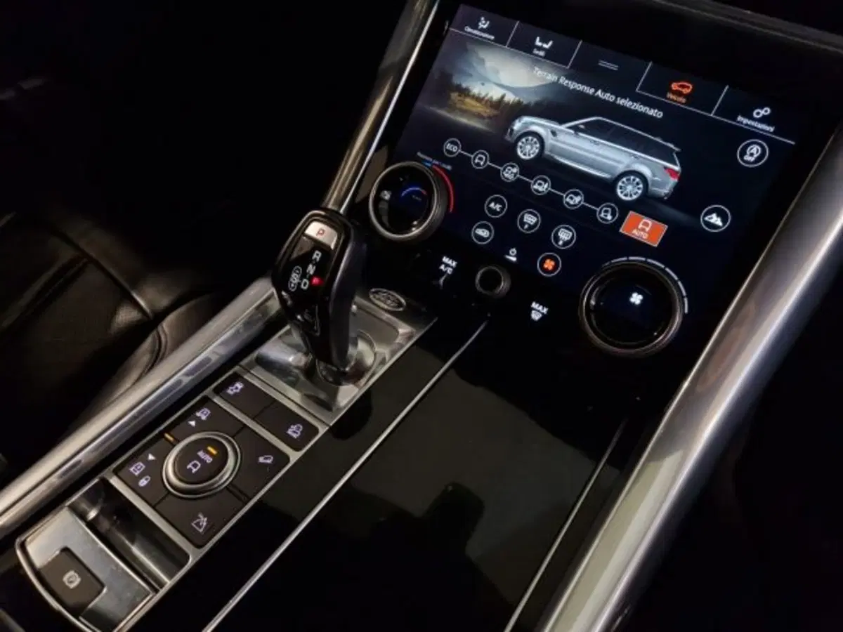 Land Rover Range Rover Sport usata a Livorno (19)