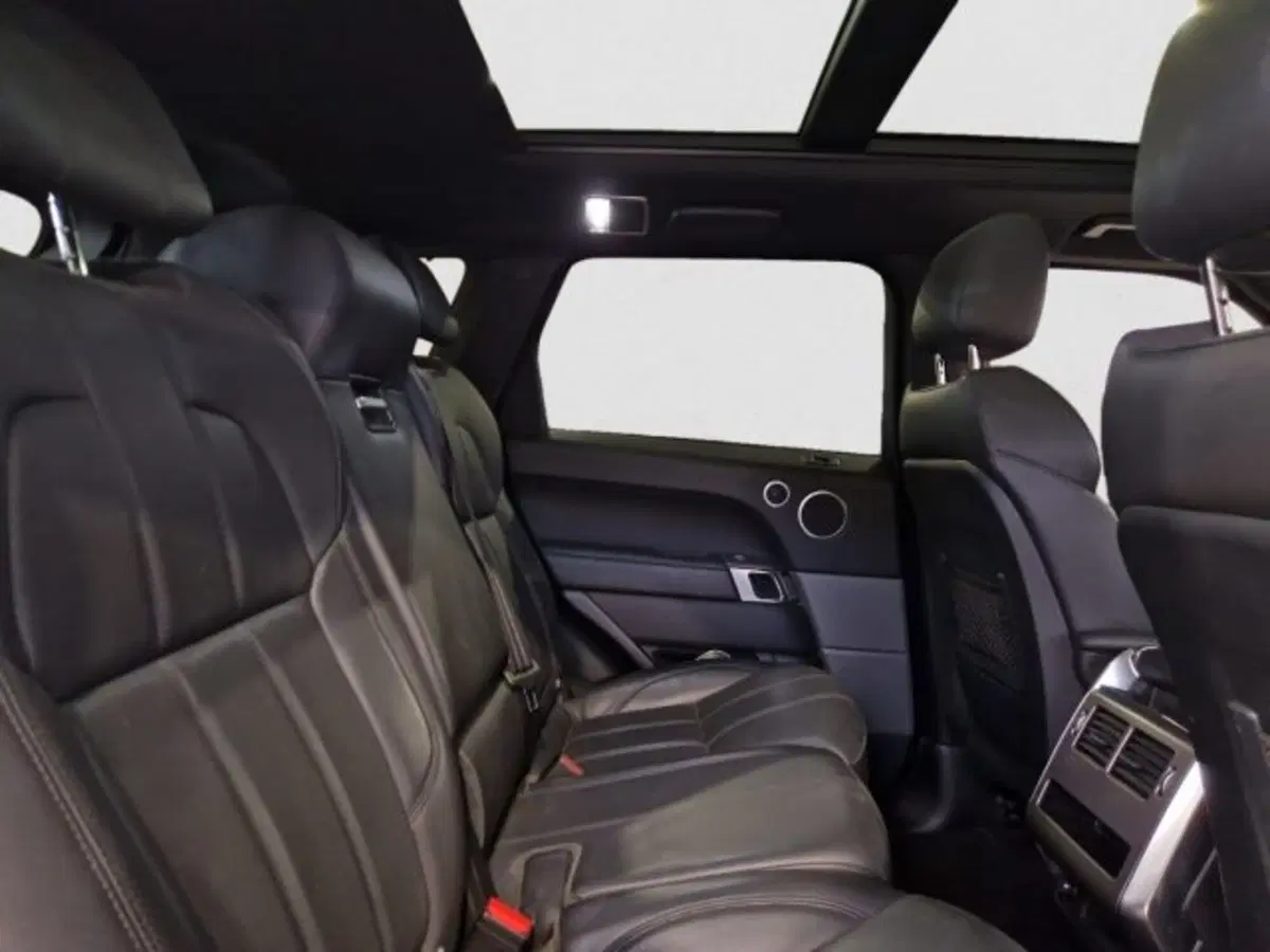 Land Rover Range Rover Sport usata a Livorno (14)