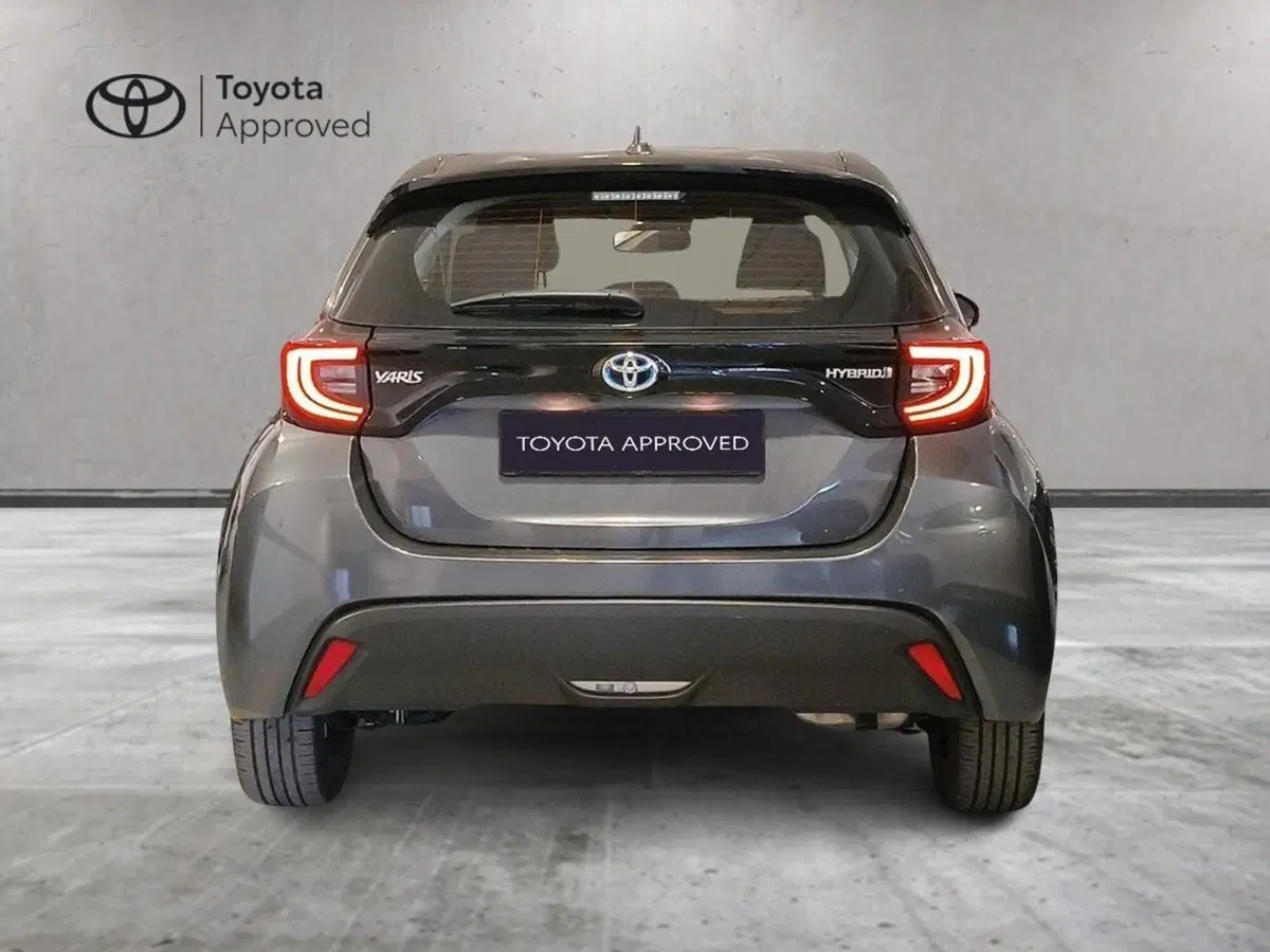Toyota Yaris usata a Genova (12)