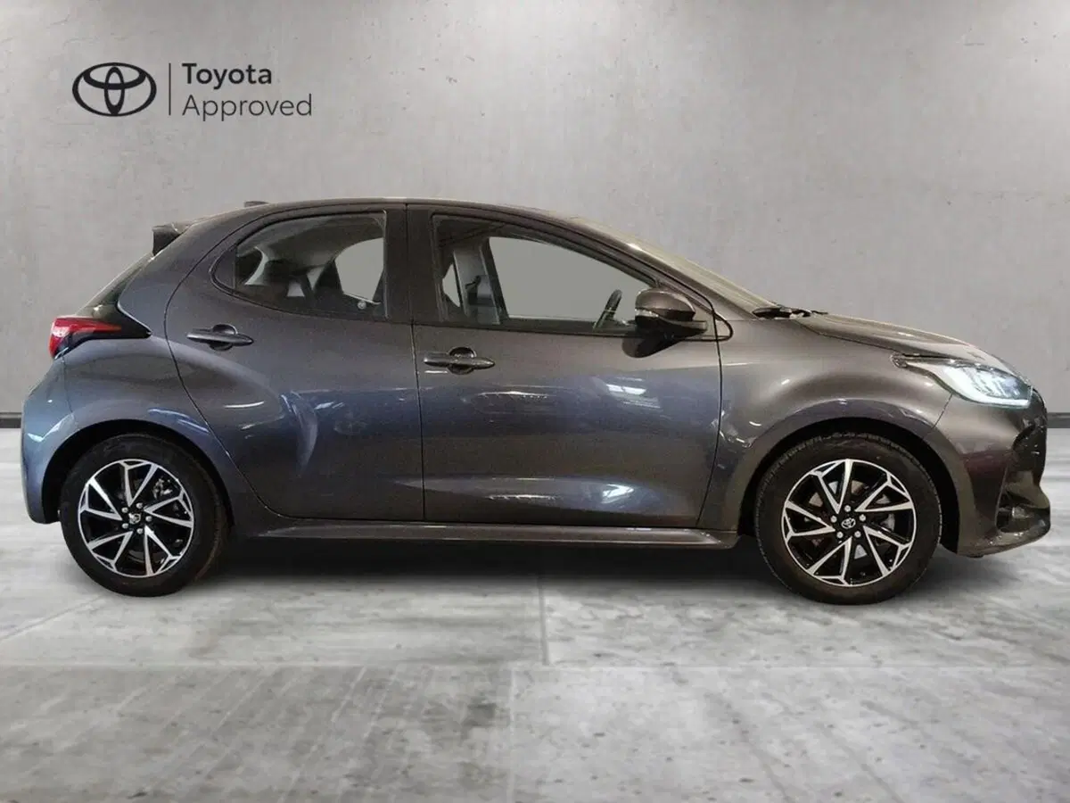 Toyota Yaris usata a Genova (4)