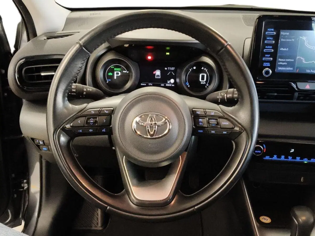 Toyota Yaris usata a Genova (8)