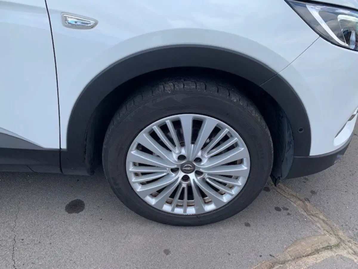 Opel Grandland X usata a Catania (8)