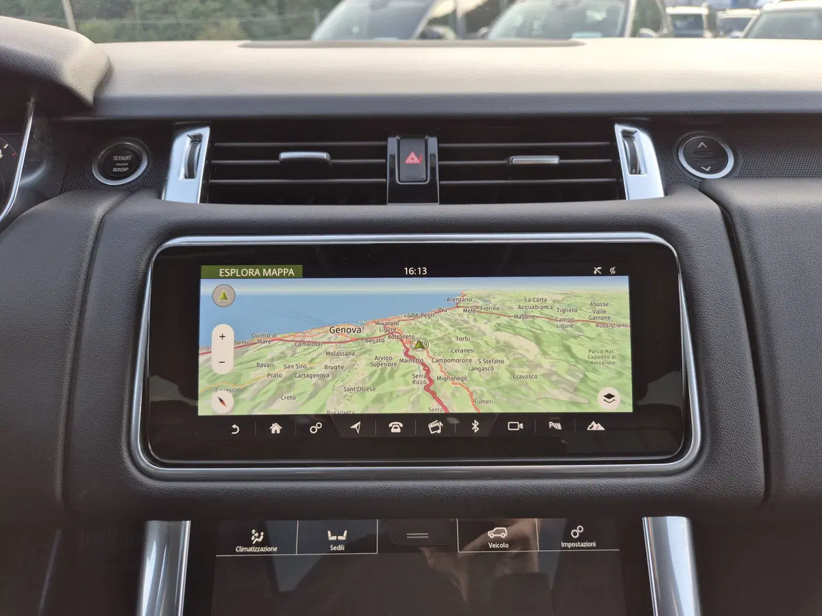 Land Rover Range Rover Sport usata a Genova (11)
