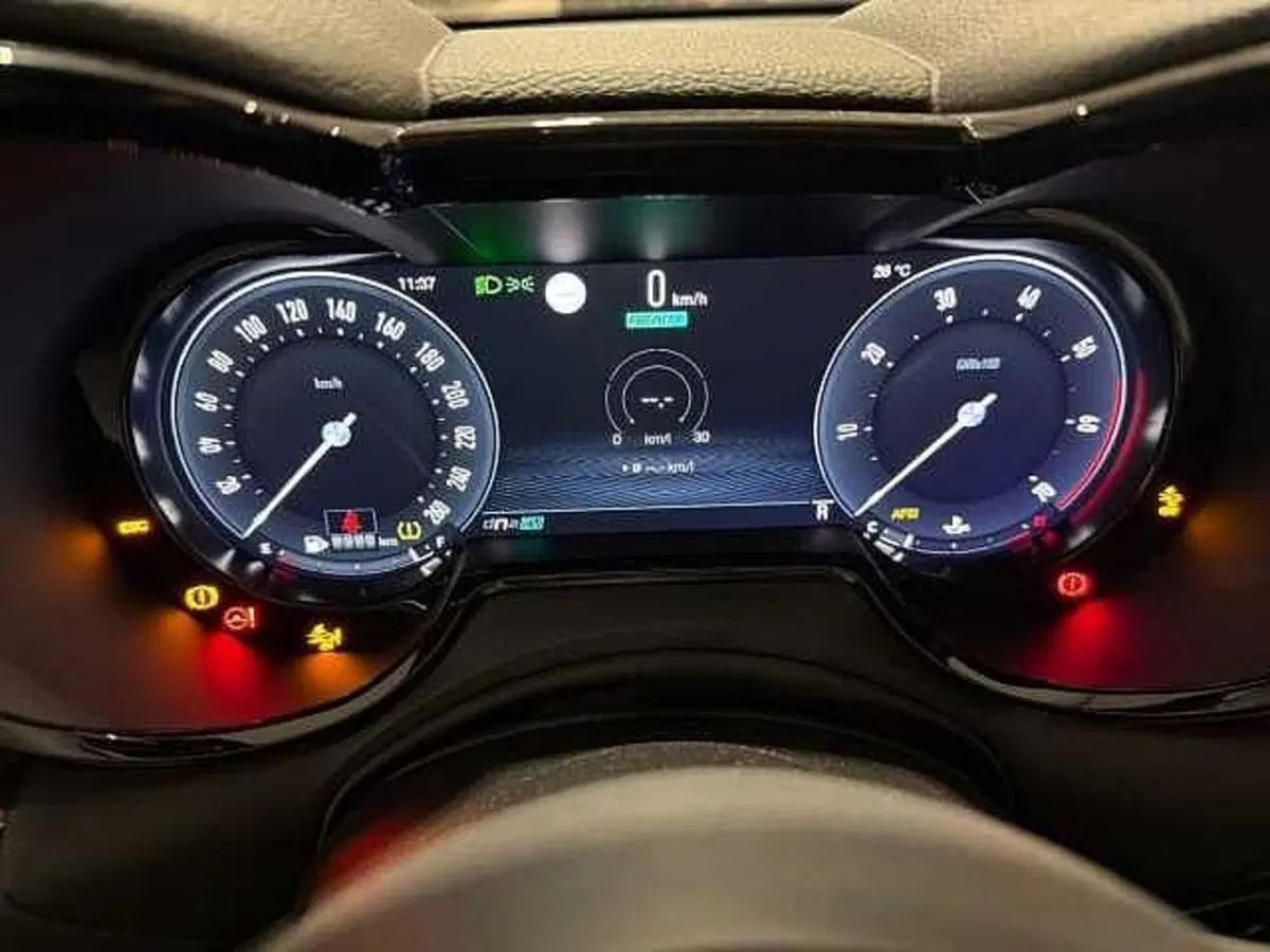 Alfa Romeo Tonale usata a Napoli (9)