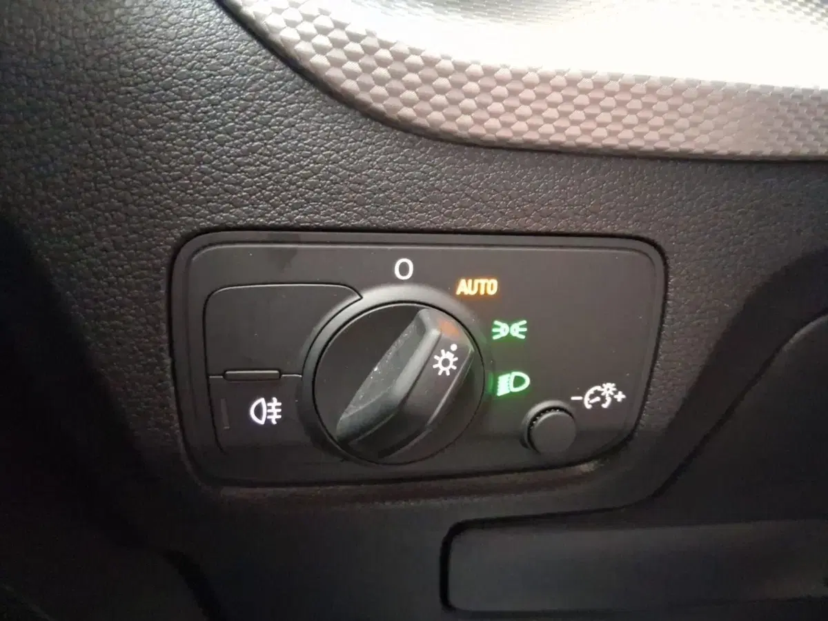 Audi Q2 usata a Bologna (19)