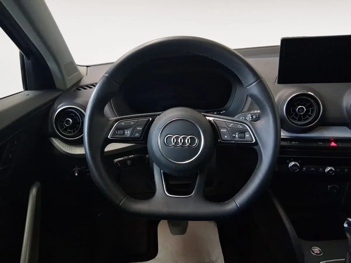 Audi Q2 usata a Bologna (6)