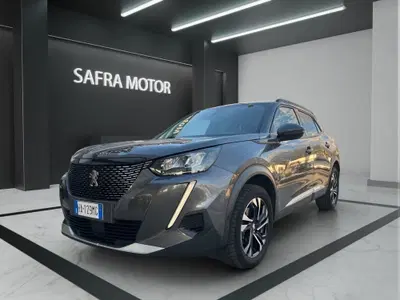Peugeot 2008 BlueHDi 130 S&S EAT8 Allure Pack del 2021 usata a Rende