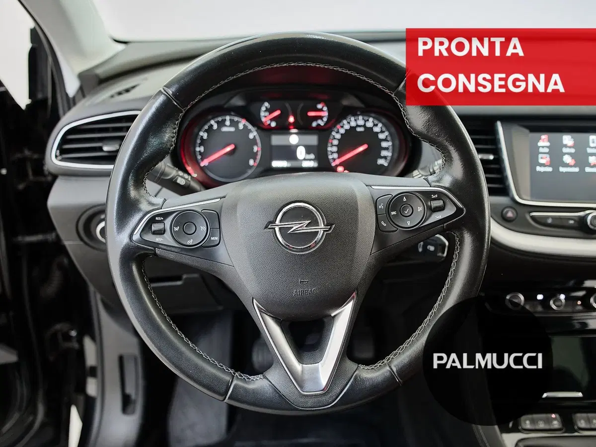 Opel Grandland X usata a Prato (17)