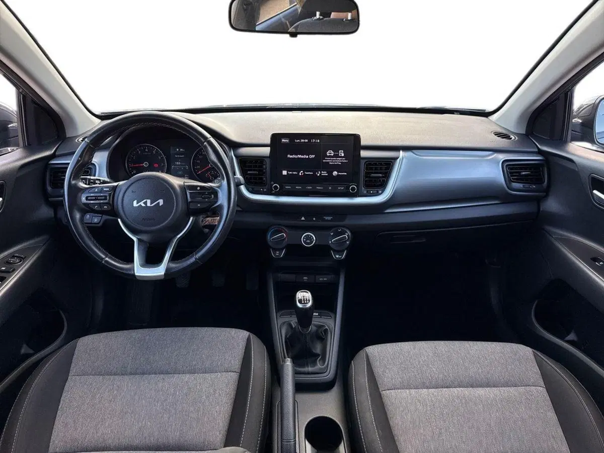 Kia Stonic usata a Palermo (15)