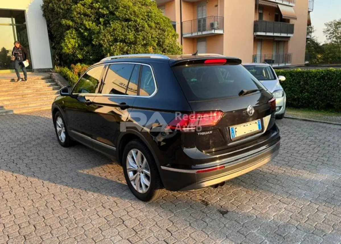 Volkswagen Tiguan usata a Lecco (4)