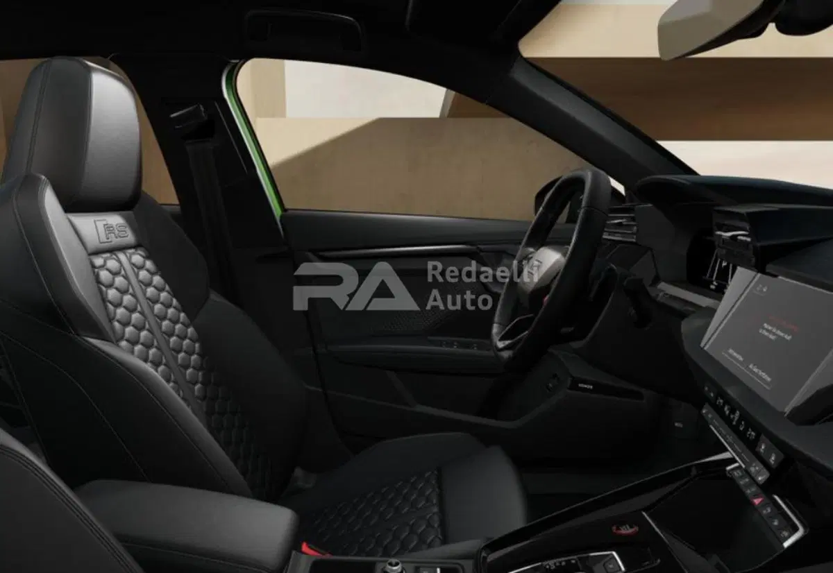 Audi RS 3 Sportback nuova a Lecco (7)