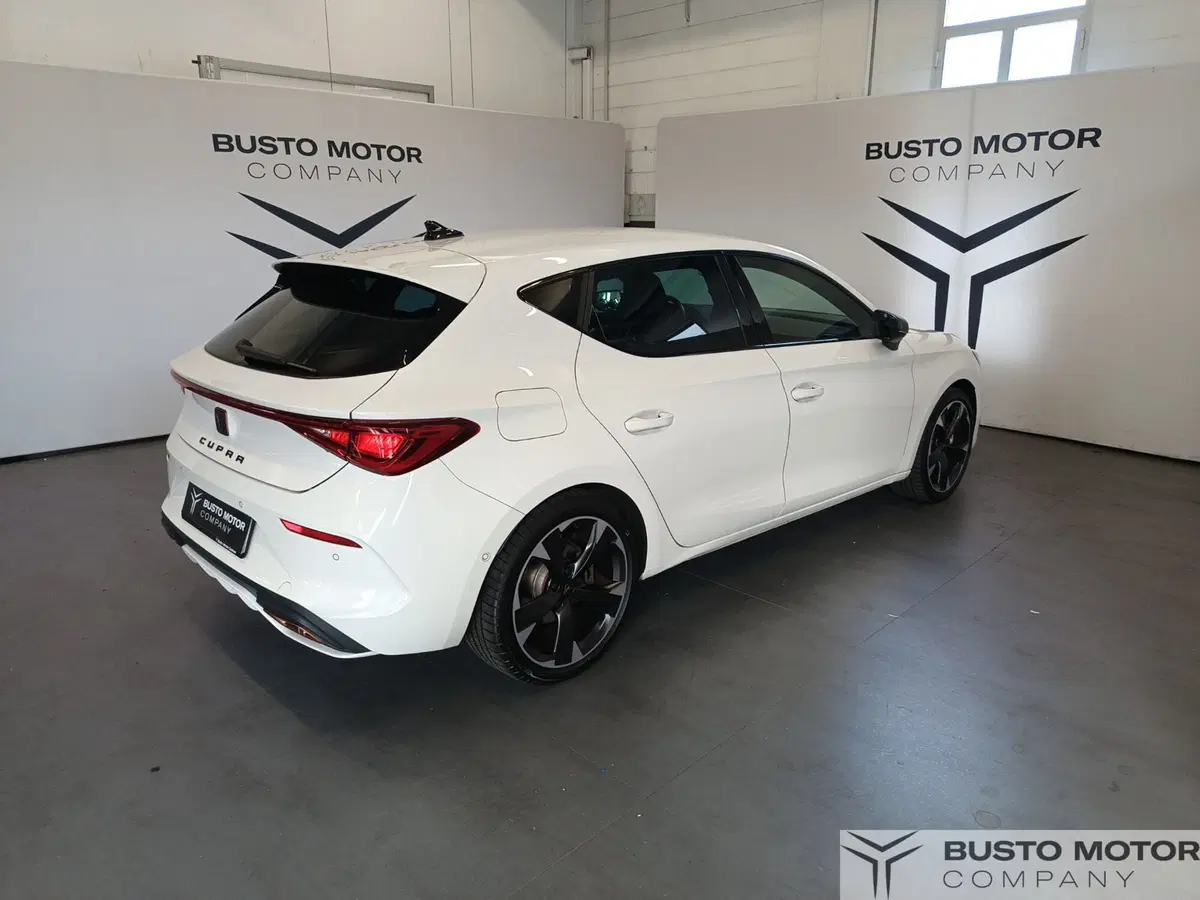Cupra Leon usata a Varese (4)