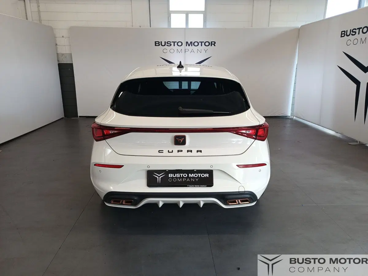 Cupra Leon usata a Varese (5)