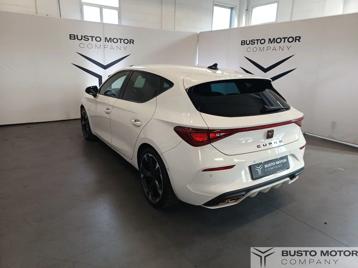 Cupra Leon usata a Varese (6)