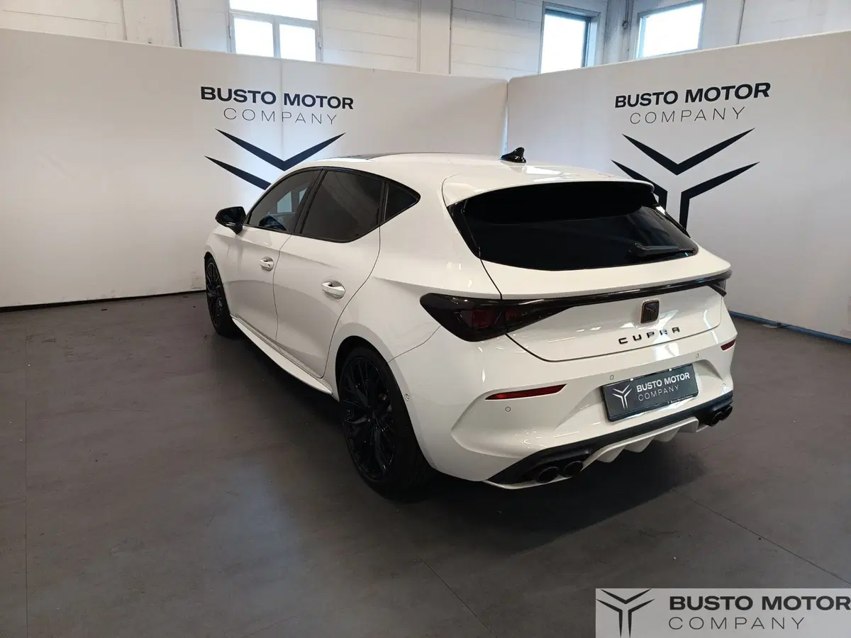 Cupra Leon usata a Varese (6)