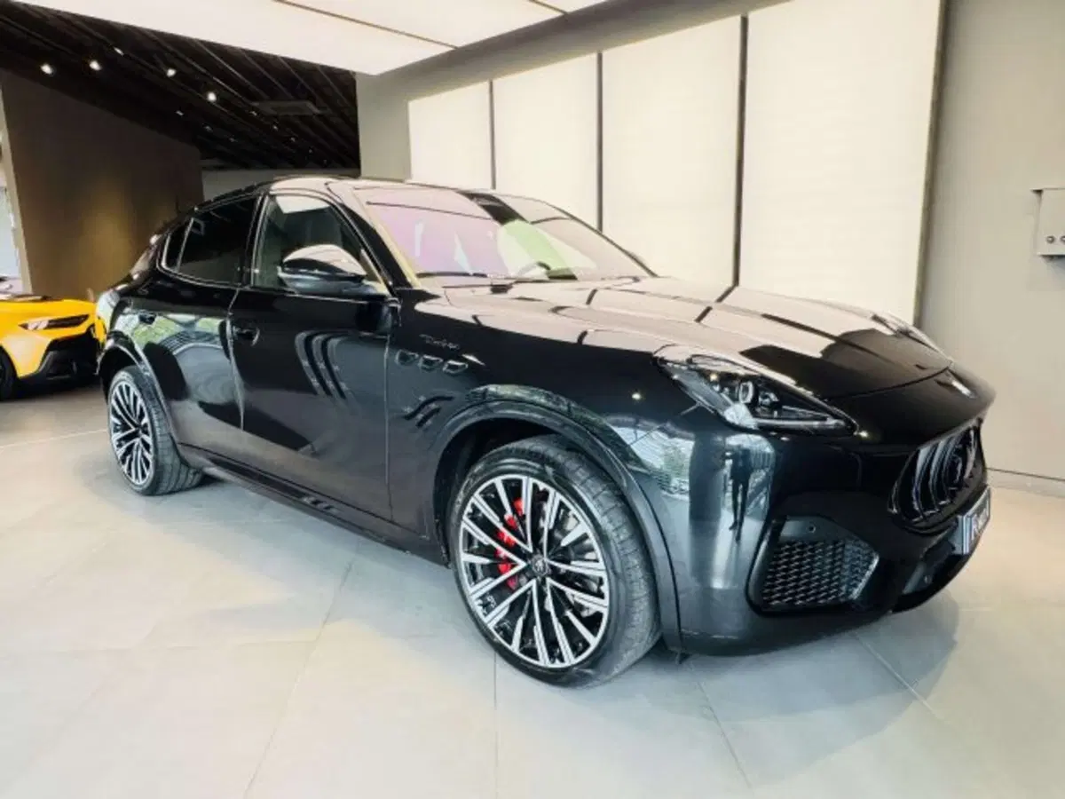 Maserati Grecale usata a Torino (3)