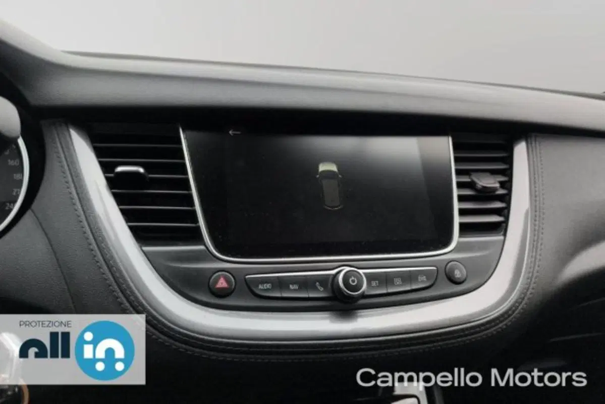 Opel Grandland X usata a Venezia (11)