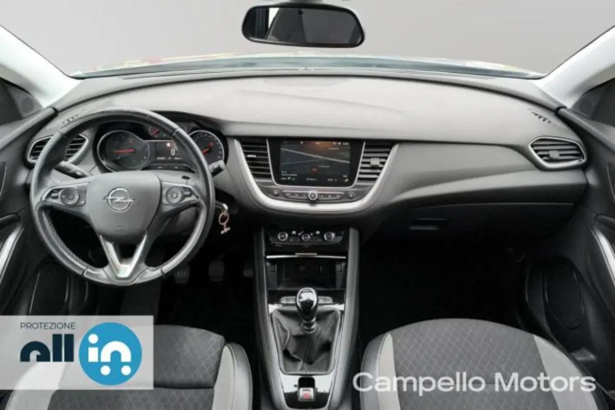 Opel Grandland X usata a Venezia (7)