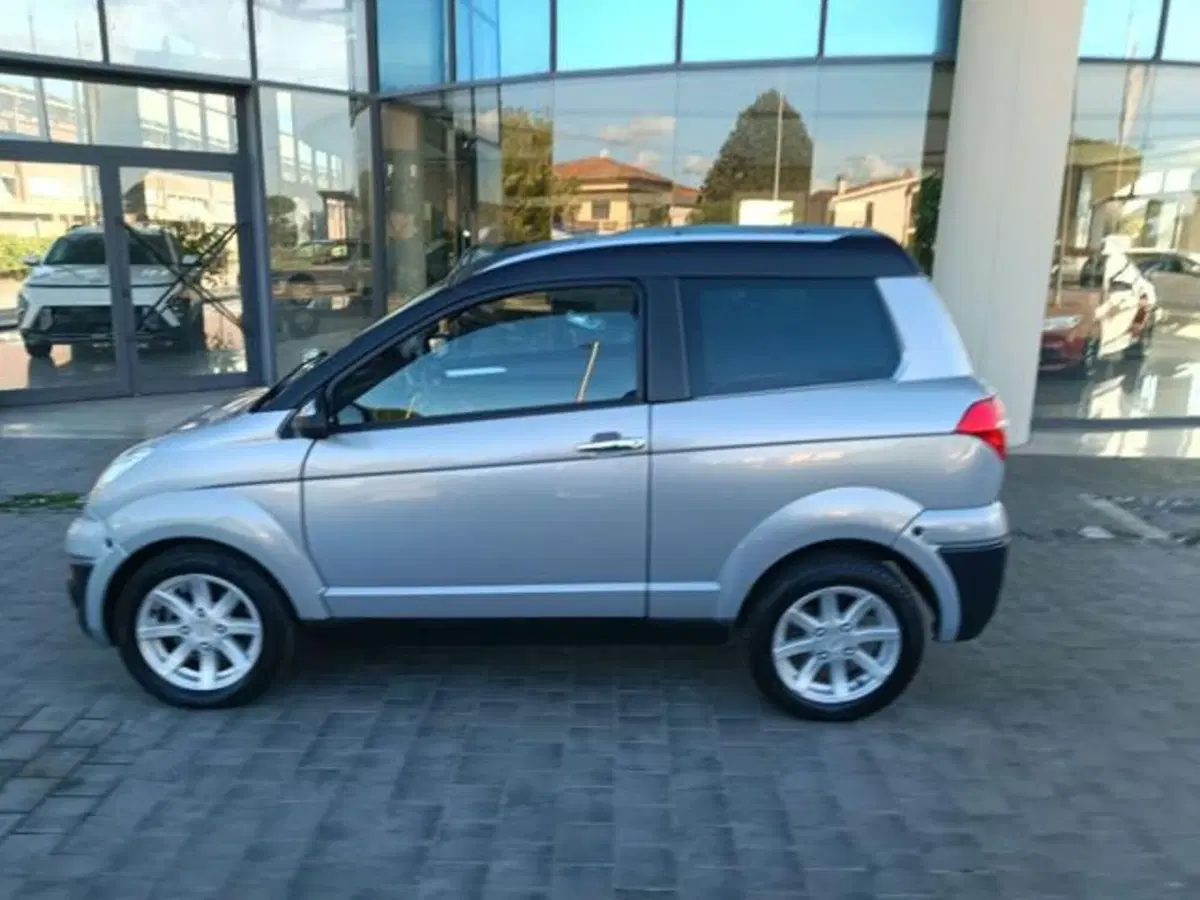 Aixam Crossover 400 usata a Pisa (12)