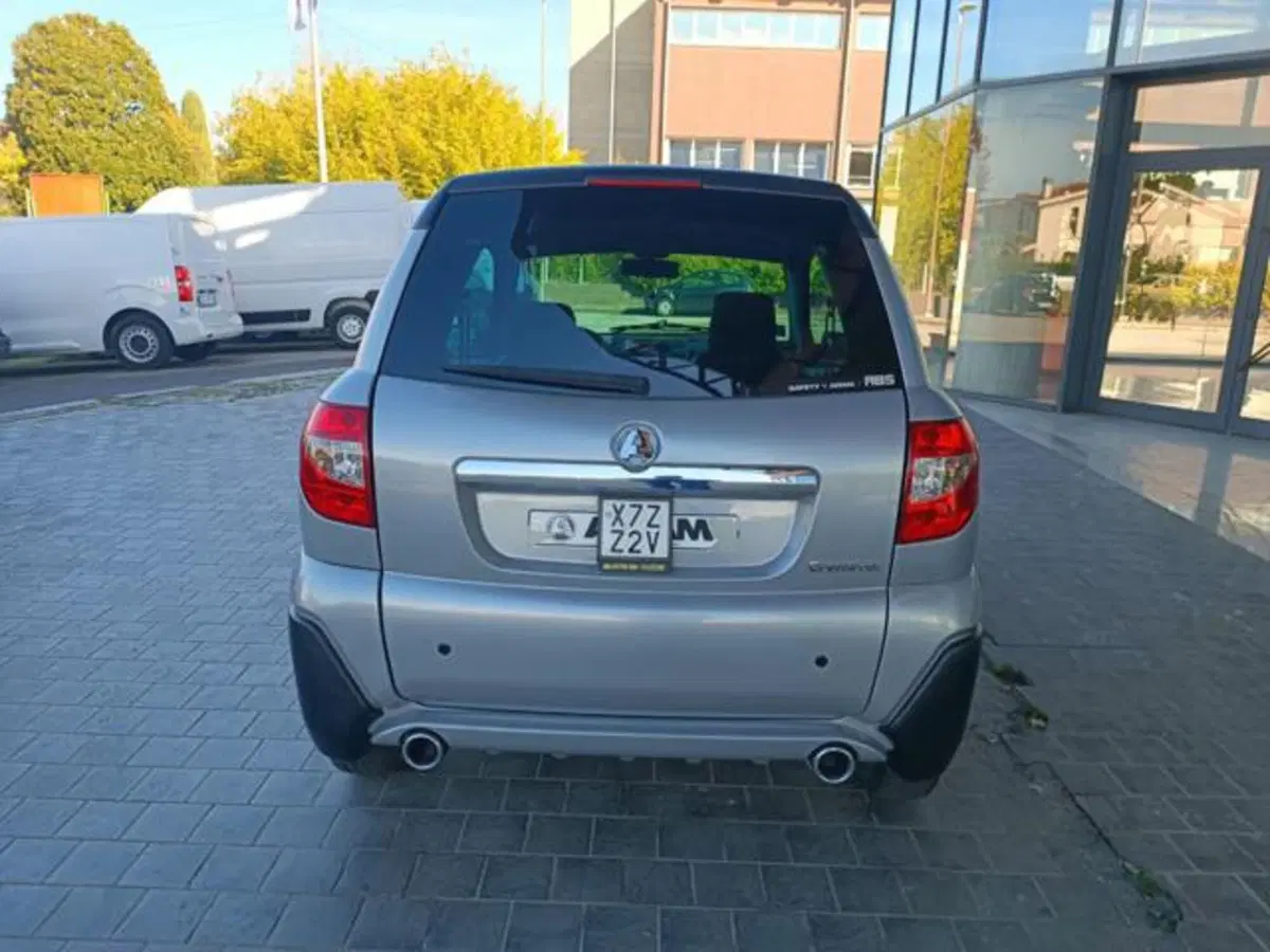 Aixam Crossover 400 usata a Pisa (9)
