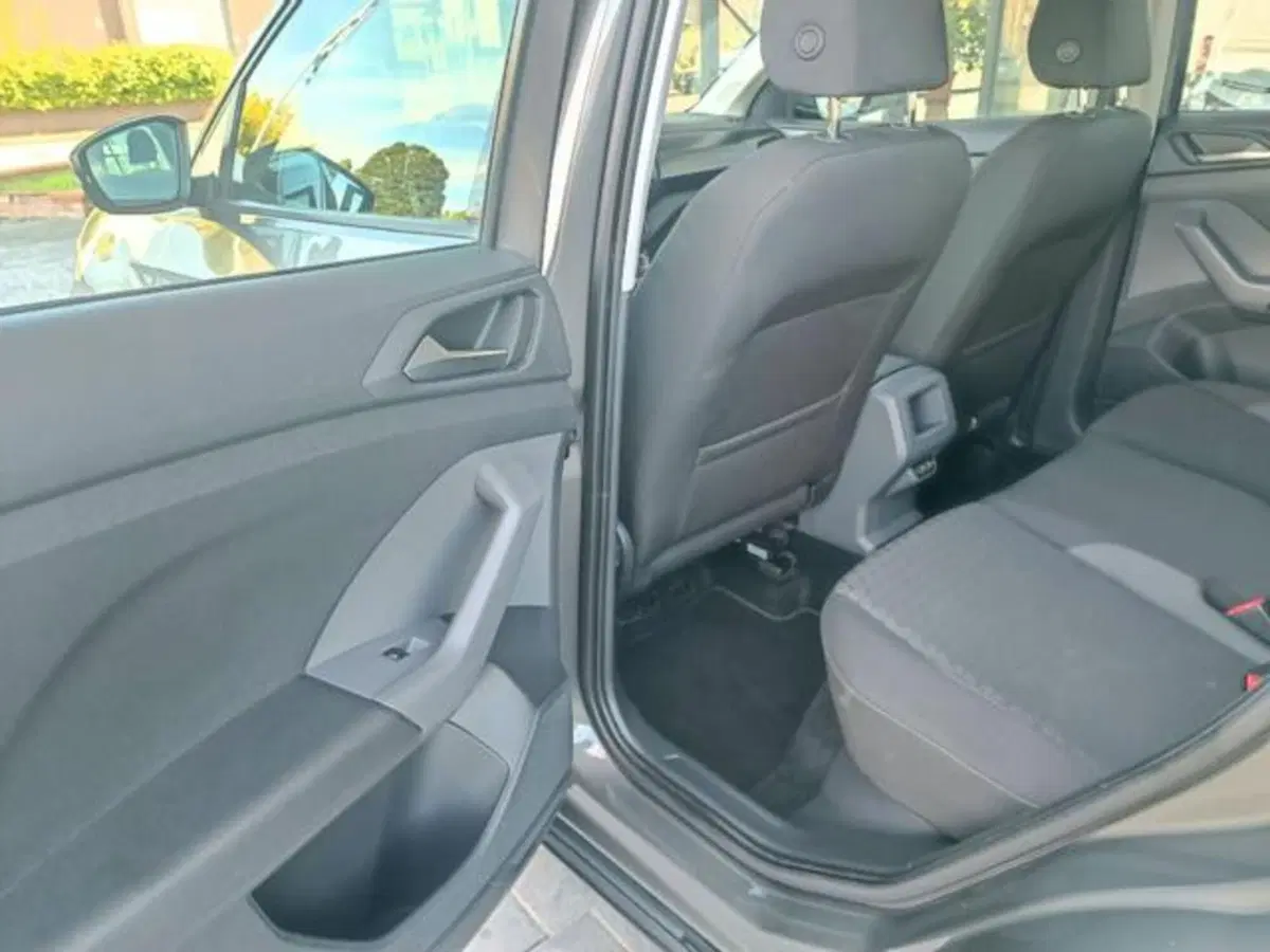 Volkswagen T-Cross usata a Pisa (5)