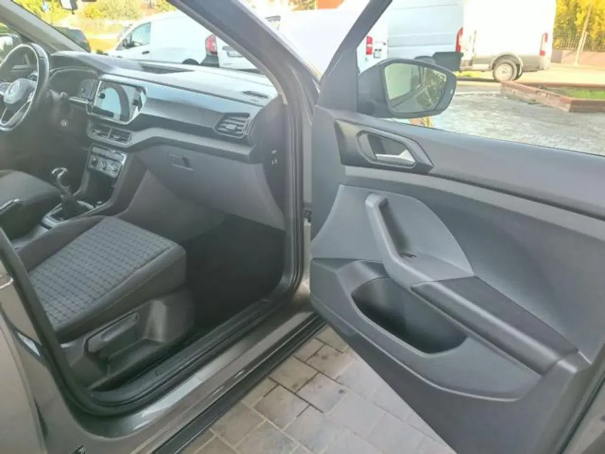 Volkswagen T-Cross usata a Pisa (9)