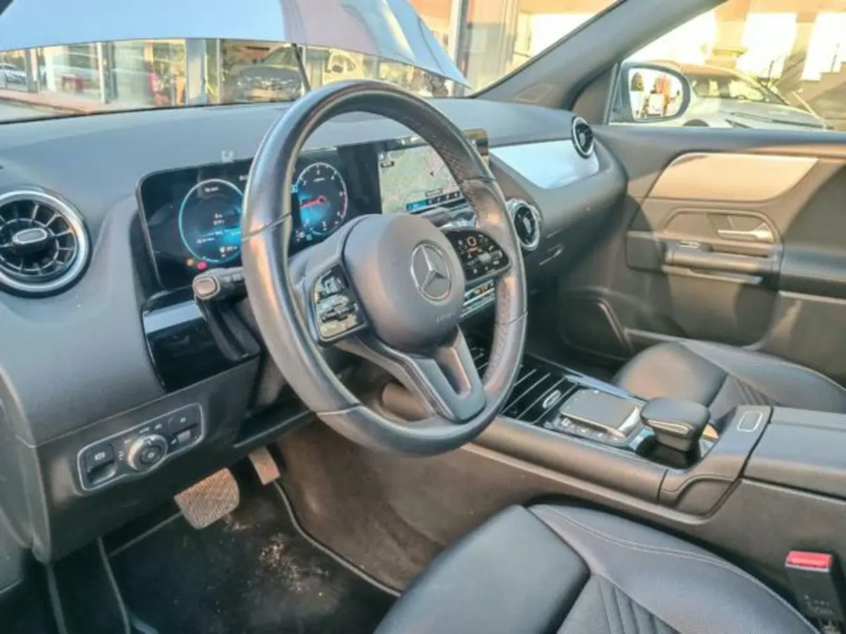 Mercedes-Benz GLA SUV usata a Pisa (19)