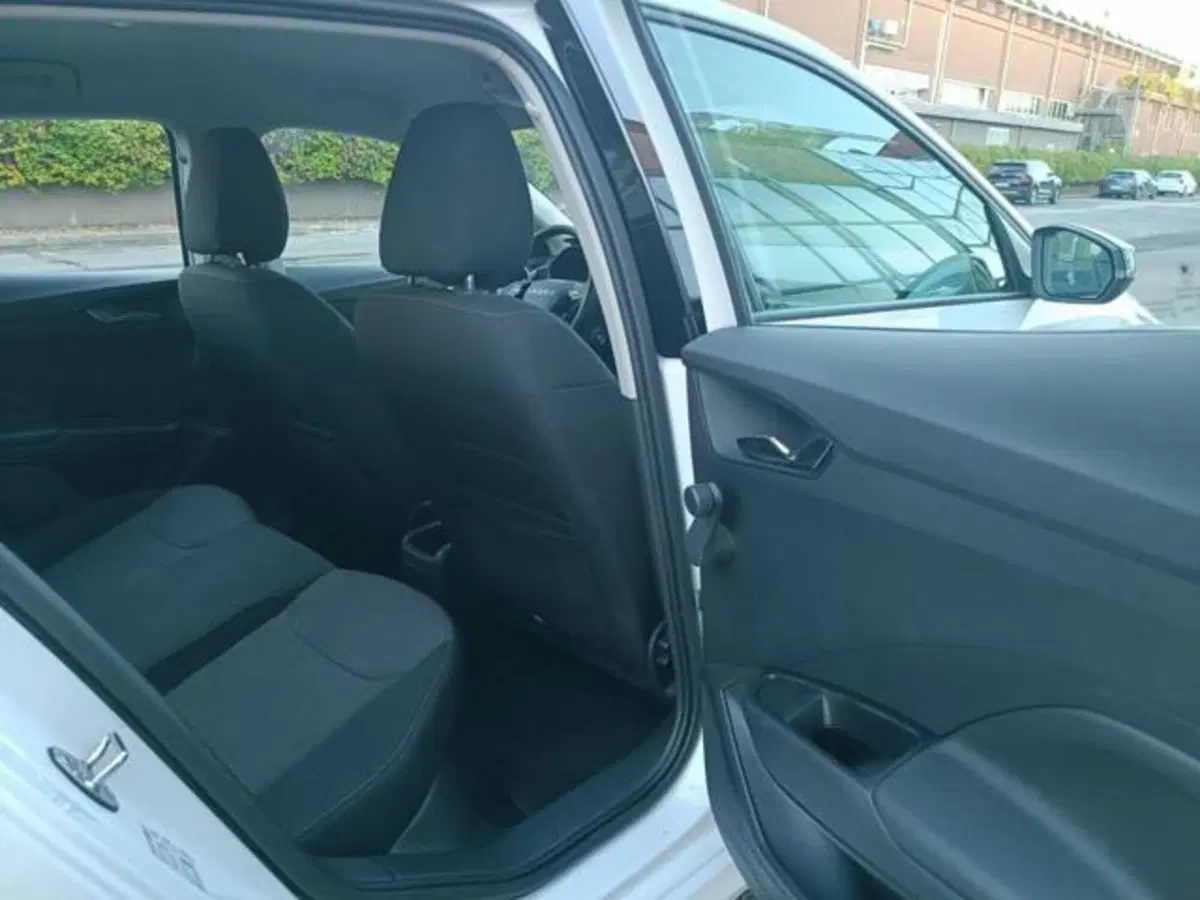 Skoda Fabia usata a Pisa (14)