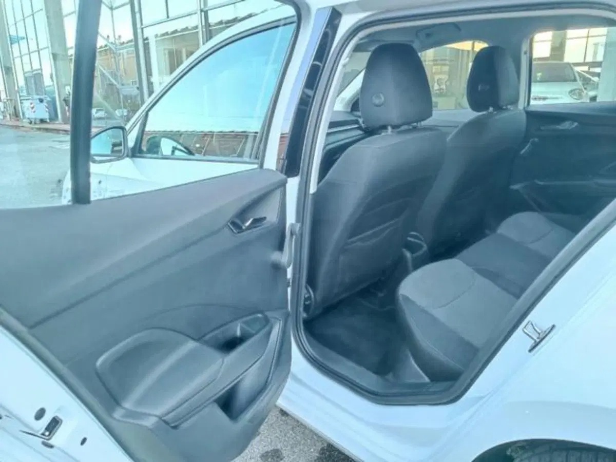 Skoda Fabia usata a Pisa (5)