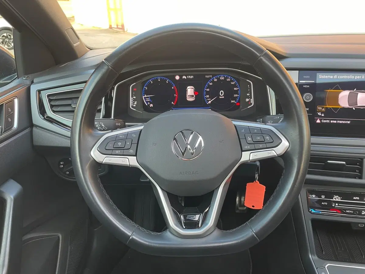 Volkswagen Taigo usata a Messina (17)
