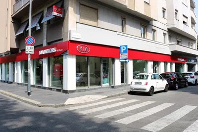 Lario Mi Auto - Kia Milano