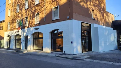 Aston Martin Bologna